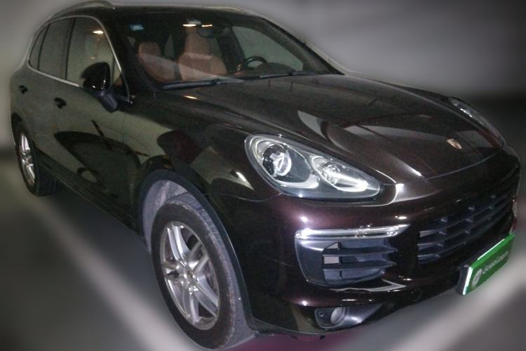 Used Porsche Cayenne 2015 Cayenne 3.0T Front Right 45 Deg