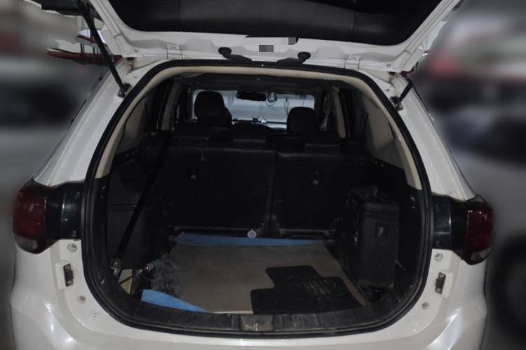 Used Mitsubishi Outlander 2019 2.0L Two-Wheel Drive Comfort Edition 5 Seats China V Standard