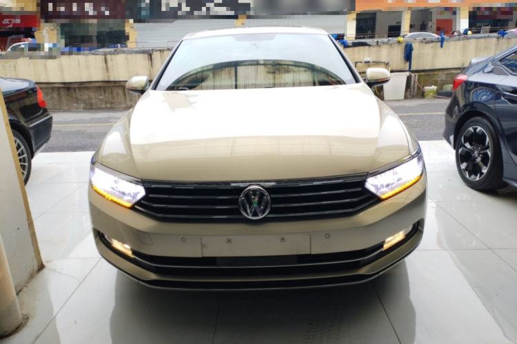 Used Volkswagen Magotan 2019 330TSI DSG Leading Edition China V Standard Front