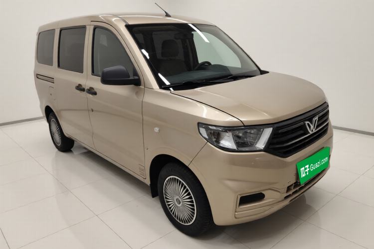 Used Wuling Hongguang V 2022 1.5L Jingqu Version Hydraulic Power Steering LAR