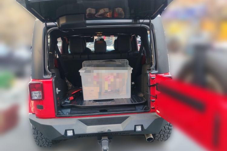 Used Jeep Wrangler 2017 3.0L Sahara Four-Door Comfort Edition
