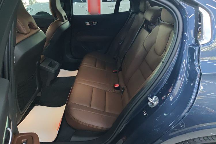 Used Volvo S60 2023 B4 Zhiyuan Luxury Edition
