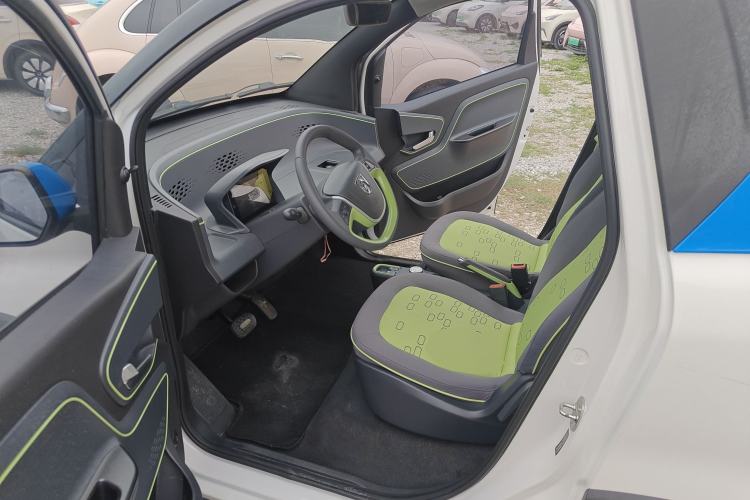 Used Baojun E100 2020 305KM Smart Drive Version Left Rear Seat