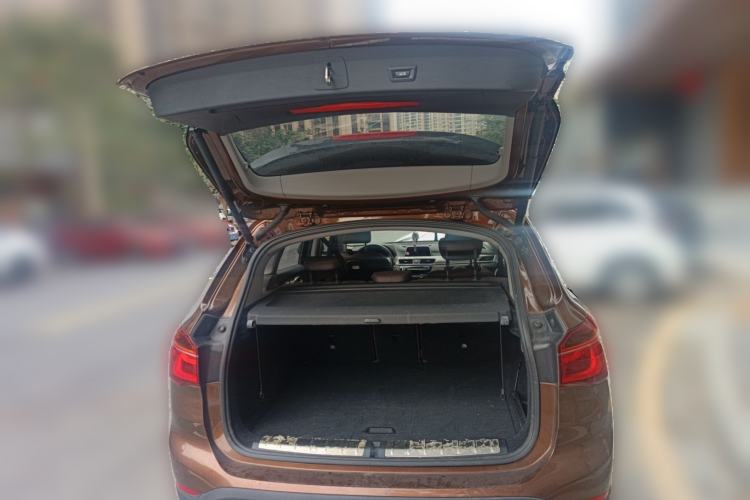 Used BMW X1 2018 xDrive20Li Luxury Edition
