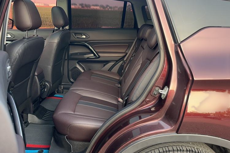 Used GAC Trumpchi GS4 2018 235T Automatic Two-Wheel-Drive Supreme Edition Left Rear Seat