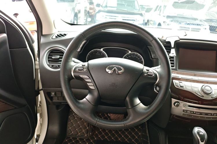 Used Infiniti QX60 2018 2.5 S/C Hybrid Two-Wheel-Drive Excellence Edition China VI Standard Steering Wheel