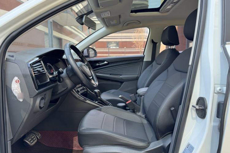 Used Jetta VS5 2019 280TSI Automatic Glory Edition Interior 2