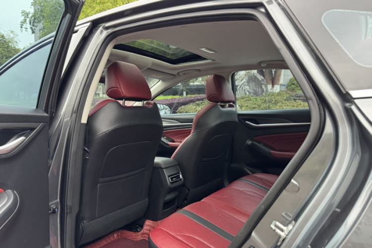 Used CHANGAN Eado 2021 PLUS Blue Whale NE 1.4T GDI DCT Prestige Model