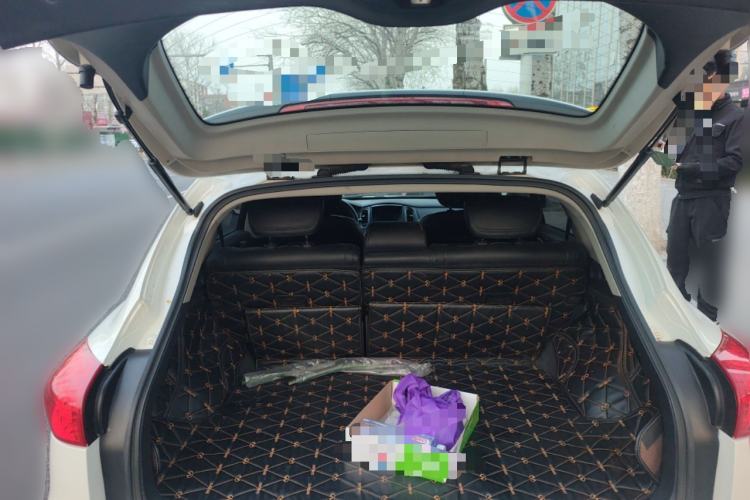 Used Infiniti QX50 2015 2.5L Enjoyment Edition Trunk