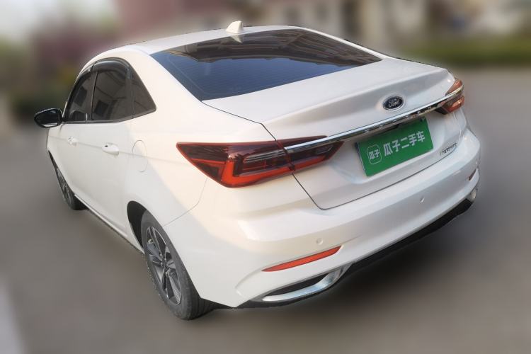 Used Ford Escort 2021 1.5L Automatic Diamond Edition
