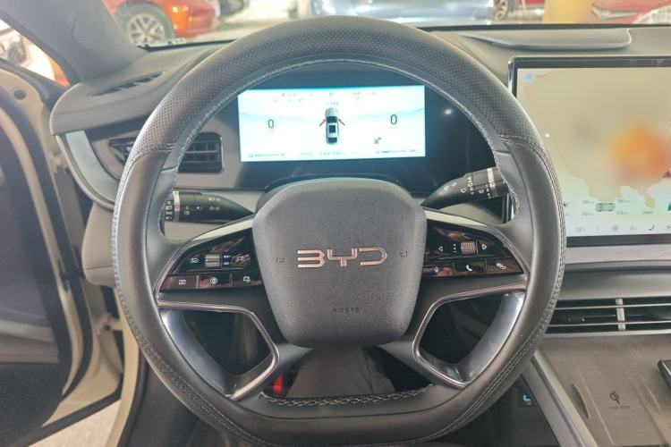 Used BYD Seal 2024 HONOR Edition DM-i 1.5L 121km Luxury Model Steering Wheel