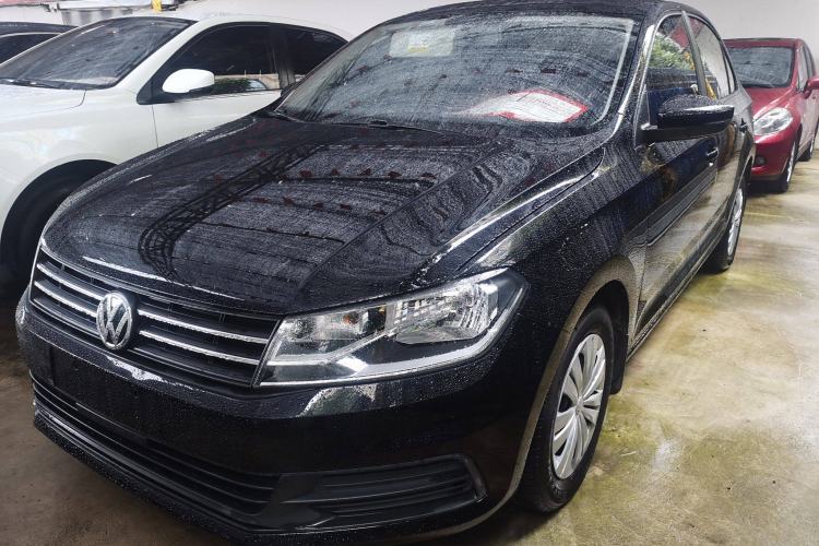 Used Volkswagen Santana 2016 1.6L Manual Fashion Edition