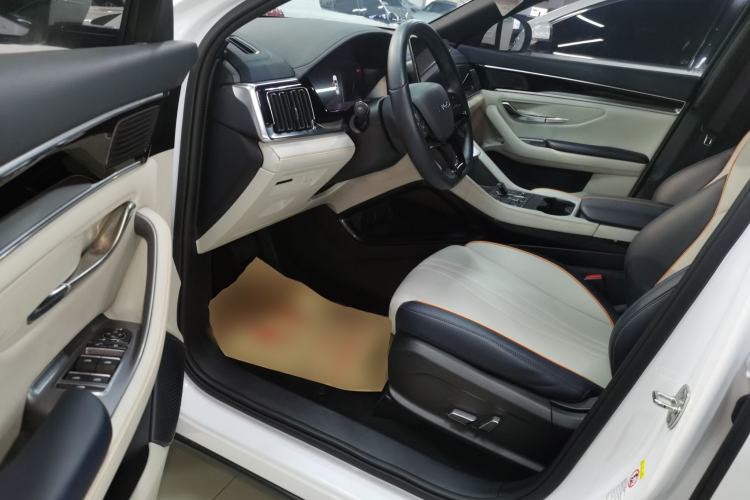 Used BYD Song PLUS New Energy 2024 HONOR Edition DM-i 110km Flagship Model Driver Seat