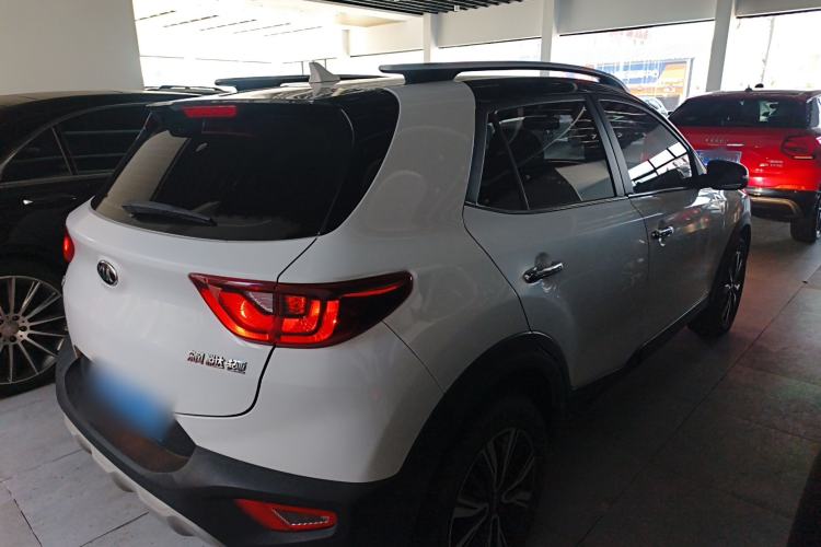 Used Kia kx1 Stonic 2019 1.4L Automatic Fun Edition China VI