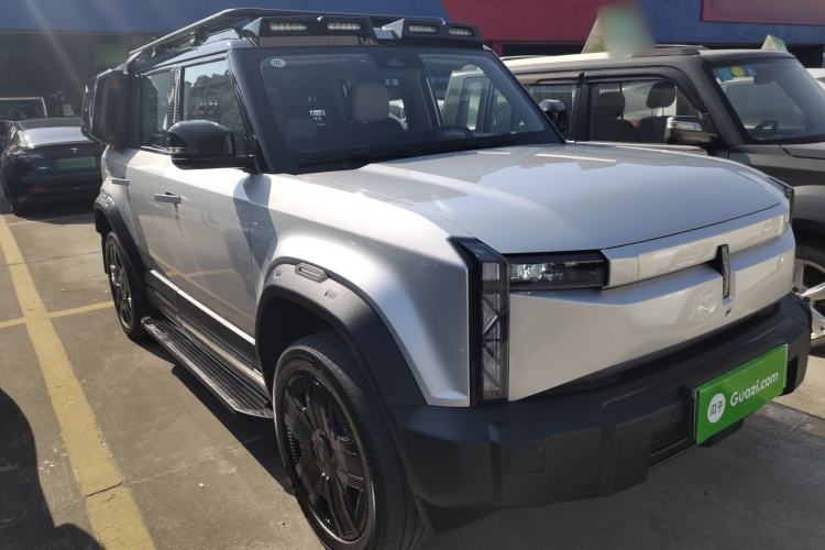 Used iCAR 03 2024 501km Four-wheel Drive Long-Range Advanced Version