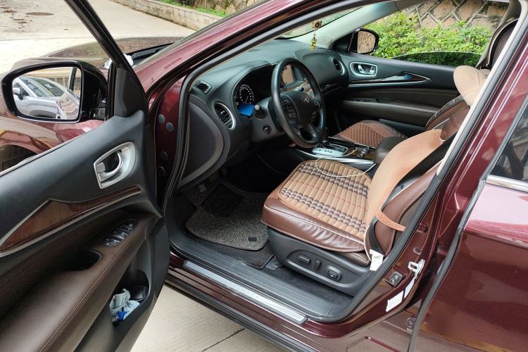 Used Infiniti QX60 2014 2.5 S/C Hybrid Two-Wheel Drive Excellence Edition