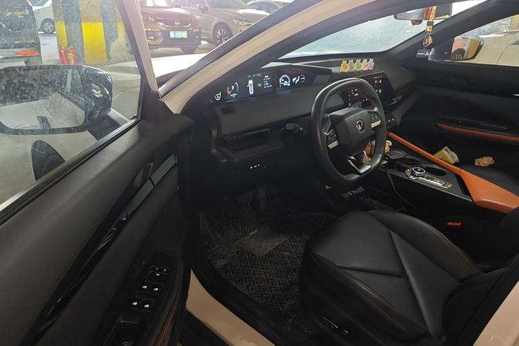 Used CHANGAN UNI-V iDD 2023 Zhidian iDD 1.5T 113km Smart & Fun Version (Rapid Edition)