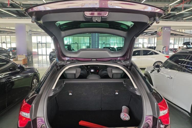 Used DS 5 2014 1.6T Luxury Edition THP160