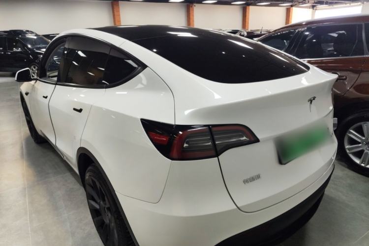 Used Tesla Model Y 2024 Long-Range All-Wheel-Drive Version