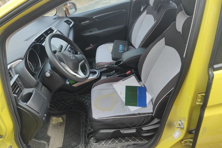 Used Honda Fit 2014 1.5L SE CVT Fashion Model
