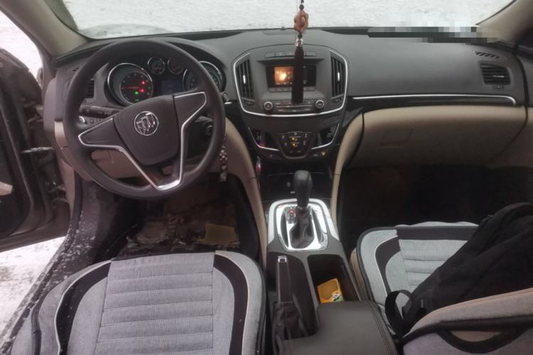 Used Buick Regal 2015 2.0L Leading Fashion Edition