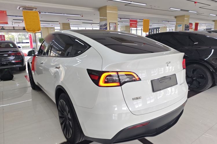 Used Tesla Model Y 2024 Rear-Wheel-Drive Version