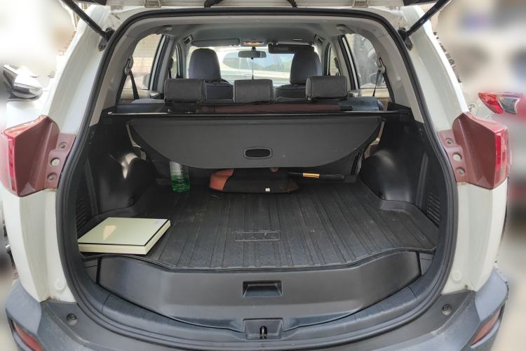 Used Toyota RAV4 2013 2.0L CVT Two-Wheel Drive Urban Edition
