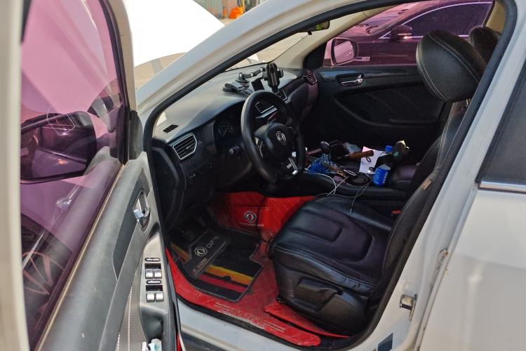 Used Dongfeng Fengon 580 2017 1.5T Manual Luxury Model