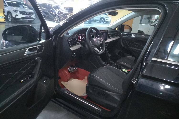 Used Volkswagen Tiguan L 2022 330TSI Automatic Two-Wheel Drive R-Line Enhanced Edition