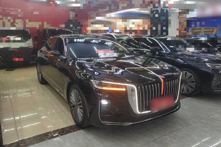 Used Hongqi H9 2022 2.0T Smart Connect Flagship Edition Front Right 45 Deg