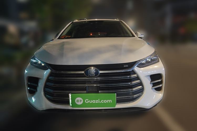Used BYD Tang New Energy 2018 DM 2.0T All-Wheel Drive Smart Connectivity Luxury Model 7 Seats China V Emission Standard