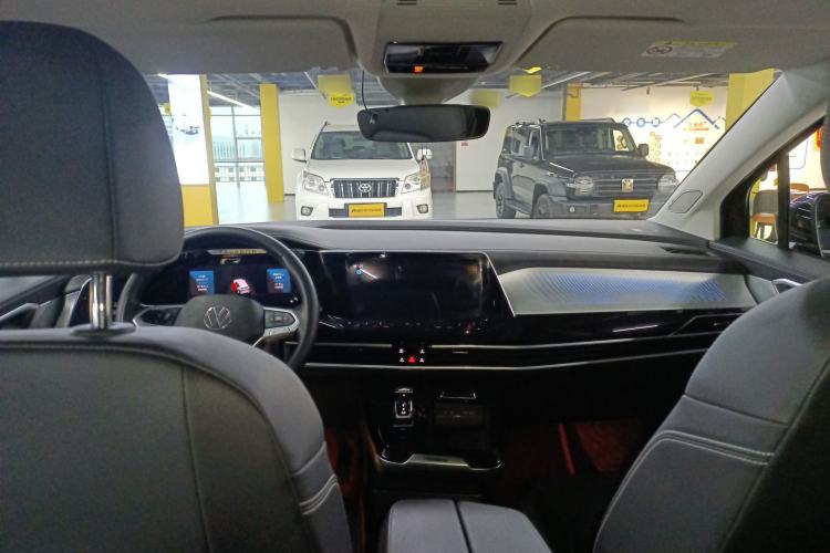 Used Volkswagen Talagon 2024 380TSI All-Wheel Drive Luxury Prestige Pro 7-Seater Interior 2