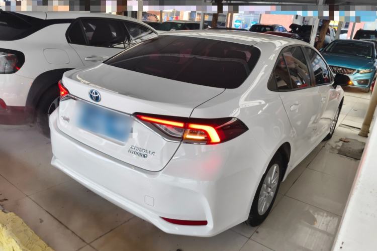Used Toyota Corolla 2022 Dual-Motor 1.8L E-CVT Pioneer Edition
