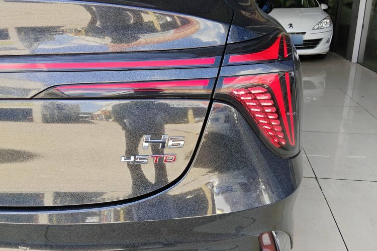 Used Hongqi H6 2023 2.0T ZhiZhen Edition Exterior 2