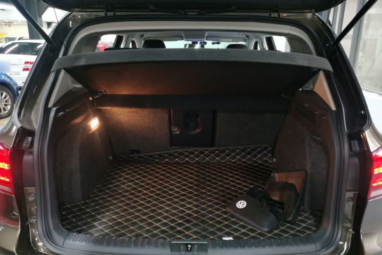 Used Volkswagen Tiguan L 2016 300TSI Automatic Two-Wheel Drive Comfort Edition