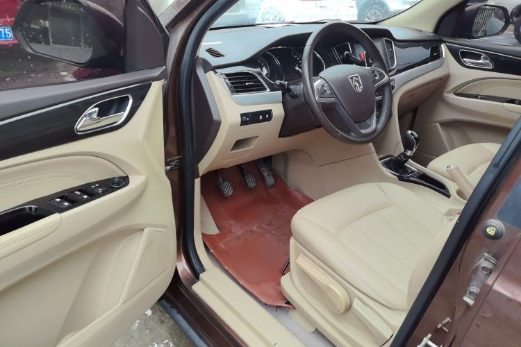 Used Baojun 730 2016 1.5L Manual Luxury Edition 7 Seats