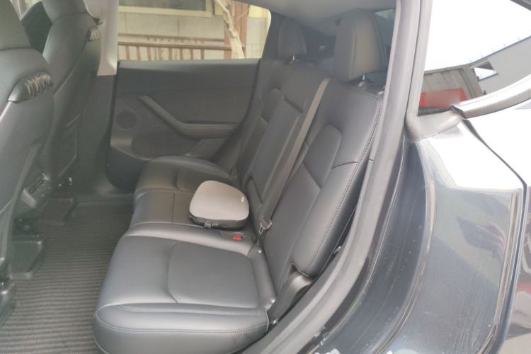 Used Tesla Model Y 2024 Rear-Wheel-Drive Version
