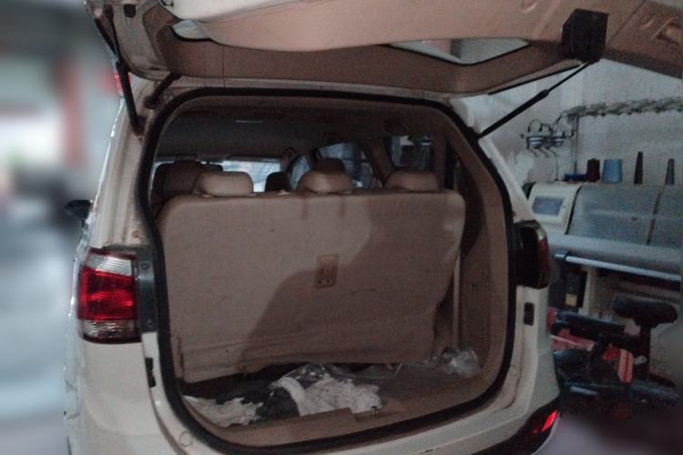 Used Baojun 730 2014 1.5L manual Comfort ESP version 7 seats