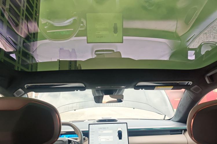 Used Lynk & Co Z10 2025 95 kWh 766 km Range Rear-Wheel Drive Max
