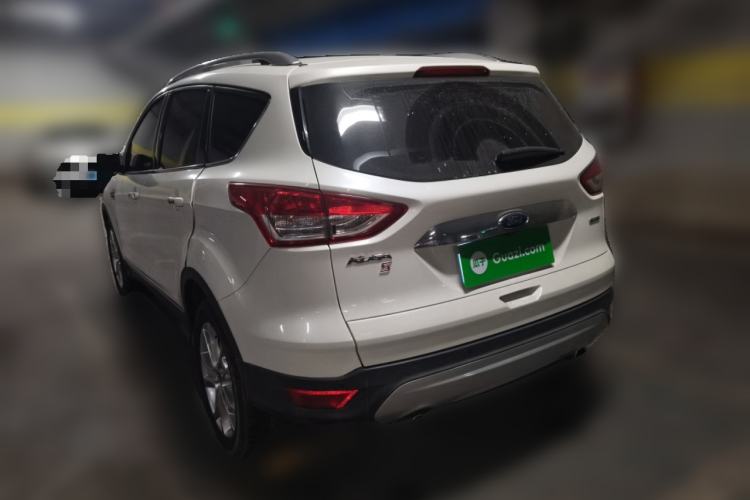 Used Ford Kuga 2015 2.0L GTDi Four-Wheel-Drive Sport Model

