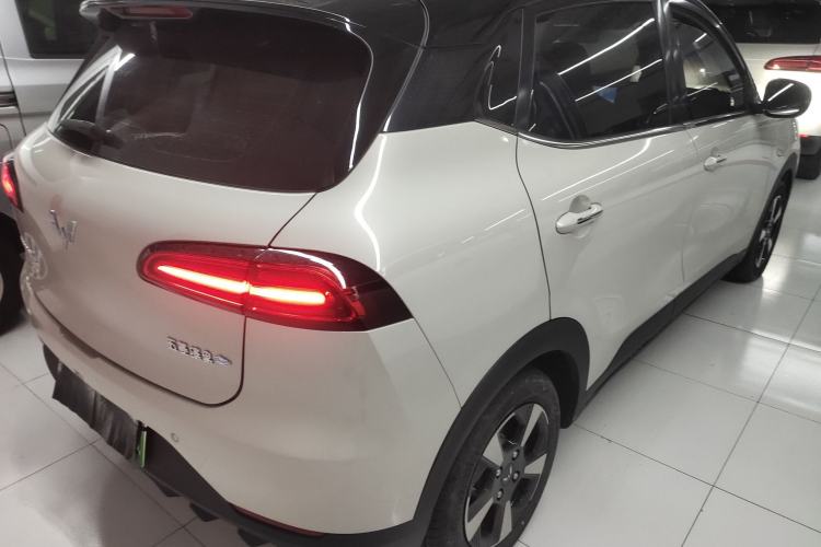 Used Wuling Bingo PLUS 2024 330 km Range Five-Seater Version
