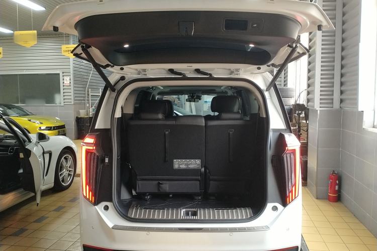 Used GAC Trumpchi M8 2024 Master Series 400T Prestige Edition
