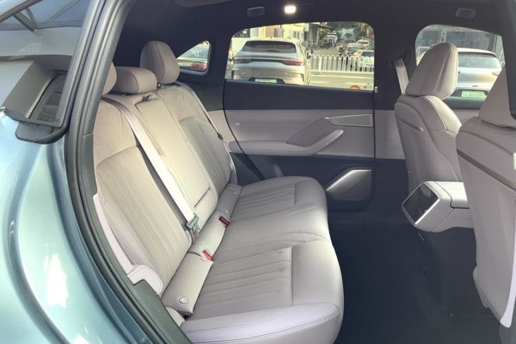 Used ONVO L60 2024 60 kWh Rear-Drive Version