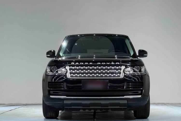 Used Land Rover Range 2017 3.0 SC V6 Vogue Extended Version Exterior 3