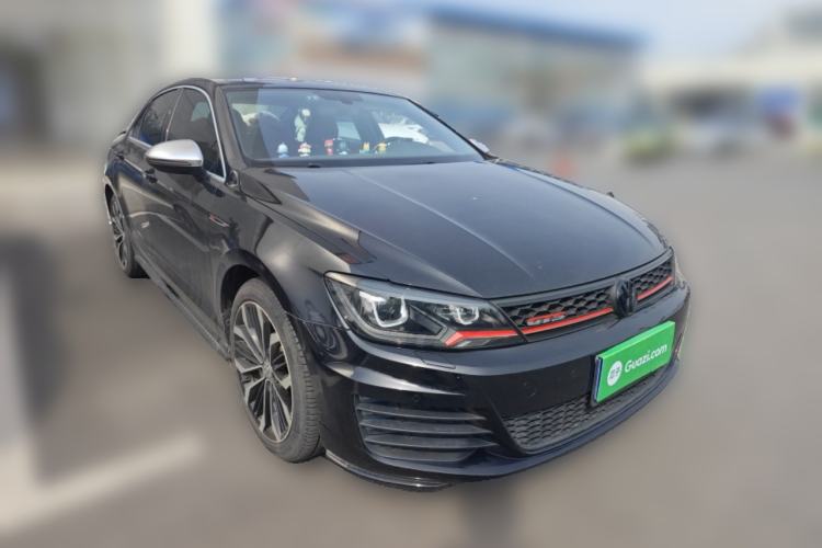 Used Volkswagen Lamando 2017 2.0T GTS Front Right 45 Deg