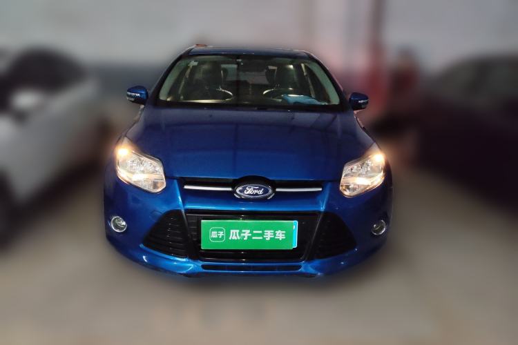 Used Ford Focus 2012 Hatchback 2.0L Automatic Luxury Sport Model
