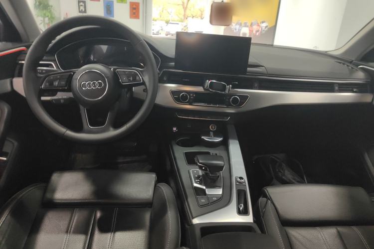 Used Audi A4L 2022 40 TFSI Fashion Dynamic Model
