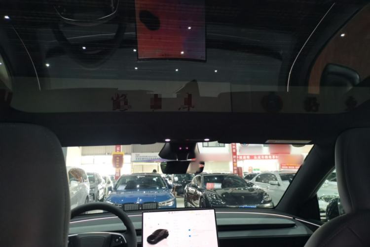 Used Tesla Model Y 2026 Rear-Drive Model
