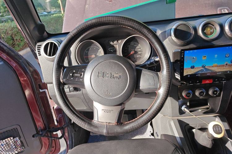 Used BAIC Off-Road BJ40 2014 2.4L Manual Cross-Country Edition
