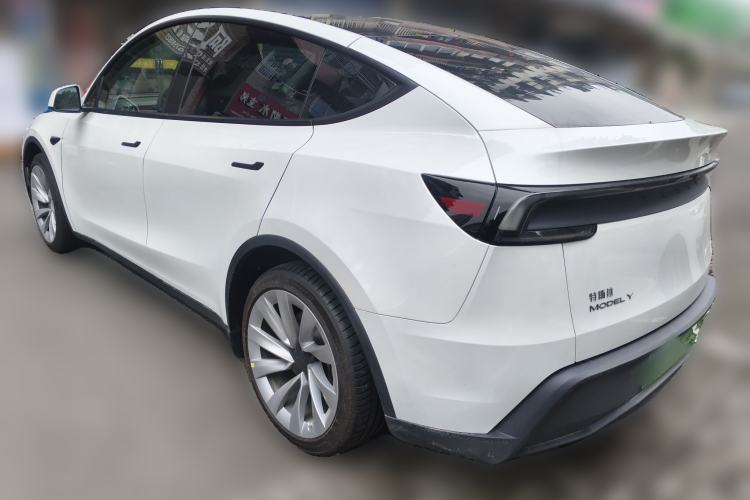 Used Tesla Model Y 2025 Rear-Wheel-Drive Version
